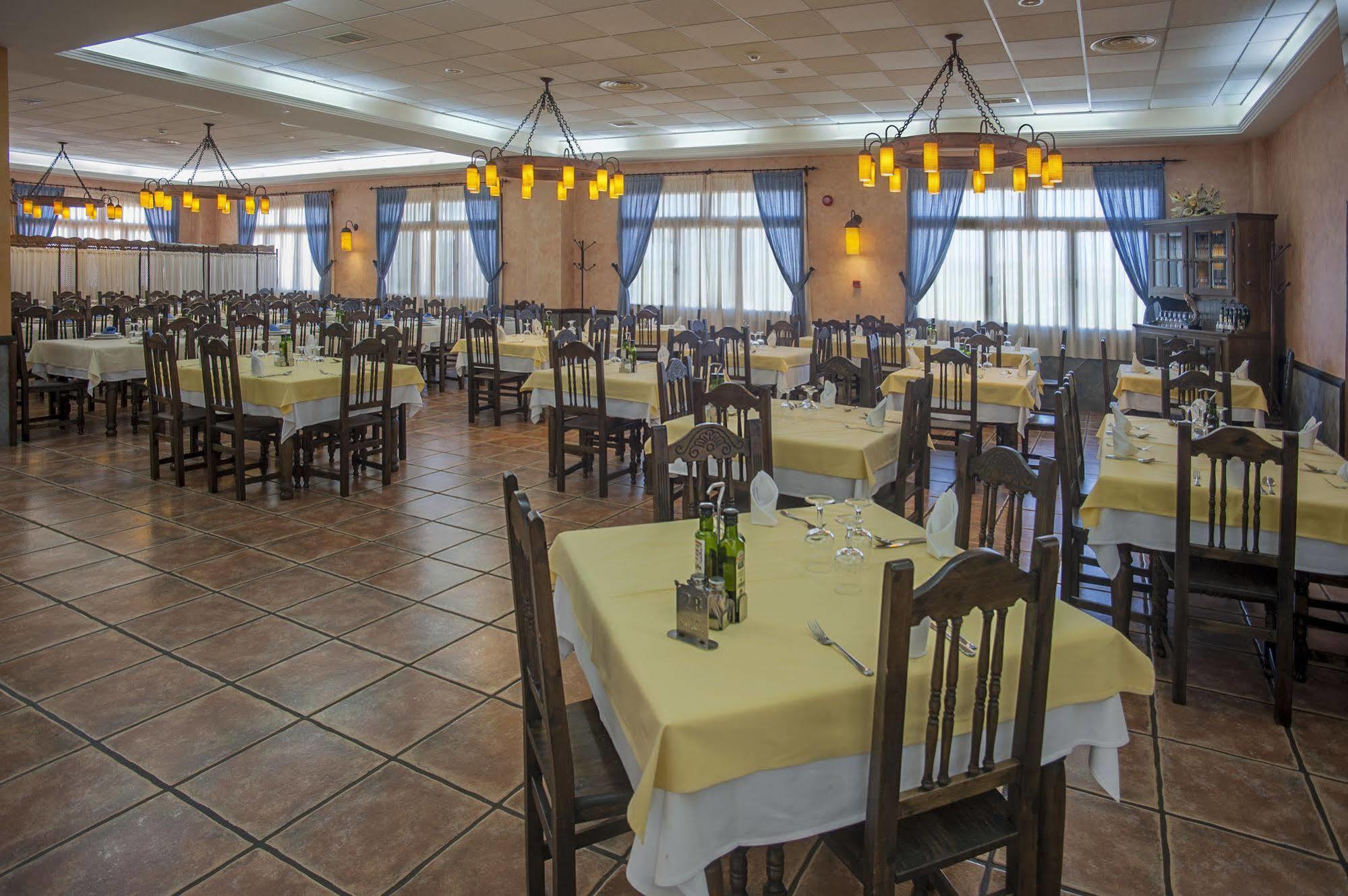 Hotel Moya Онрубия Экстерьер фото