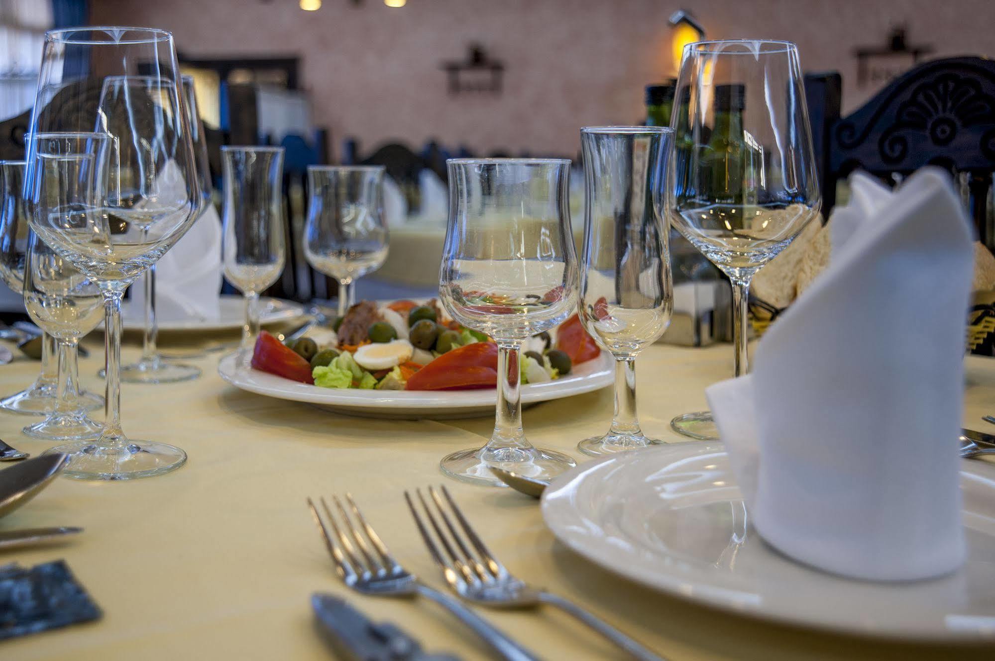 Hotel Moya Онрубия Экстерьер фото